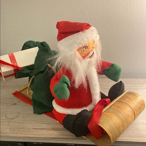 Festive Santa Claus Sleigh Annalee - Red and Green - Picture 1 of 5